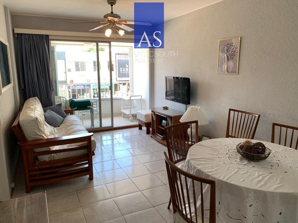 Apartamento 2 dormitorios 2 baños garage terraza