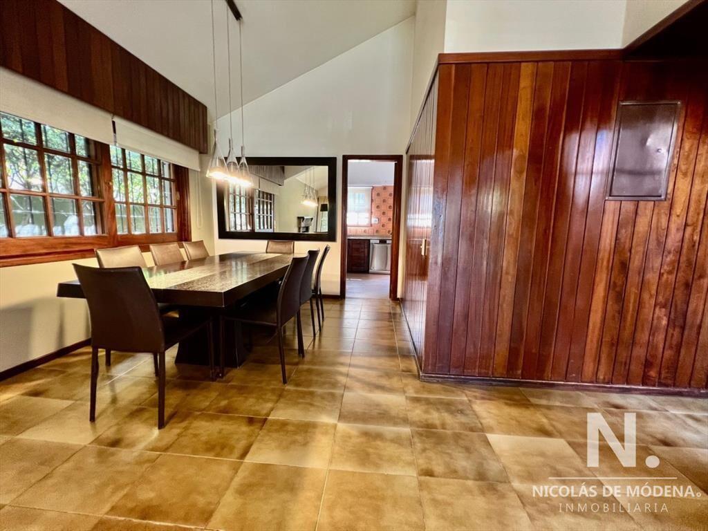 CASA EN VENTA 4 DORMITORIOS EN PLAYA MANSA, Punta del Este