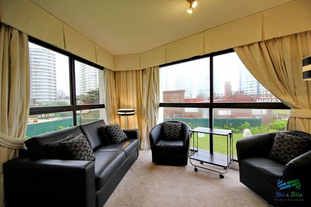 Alquilo apartamento 1 dormitorio frente al mar,