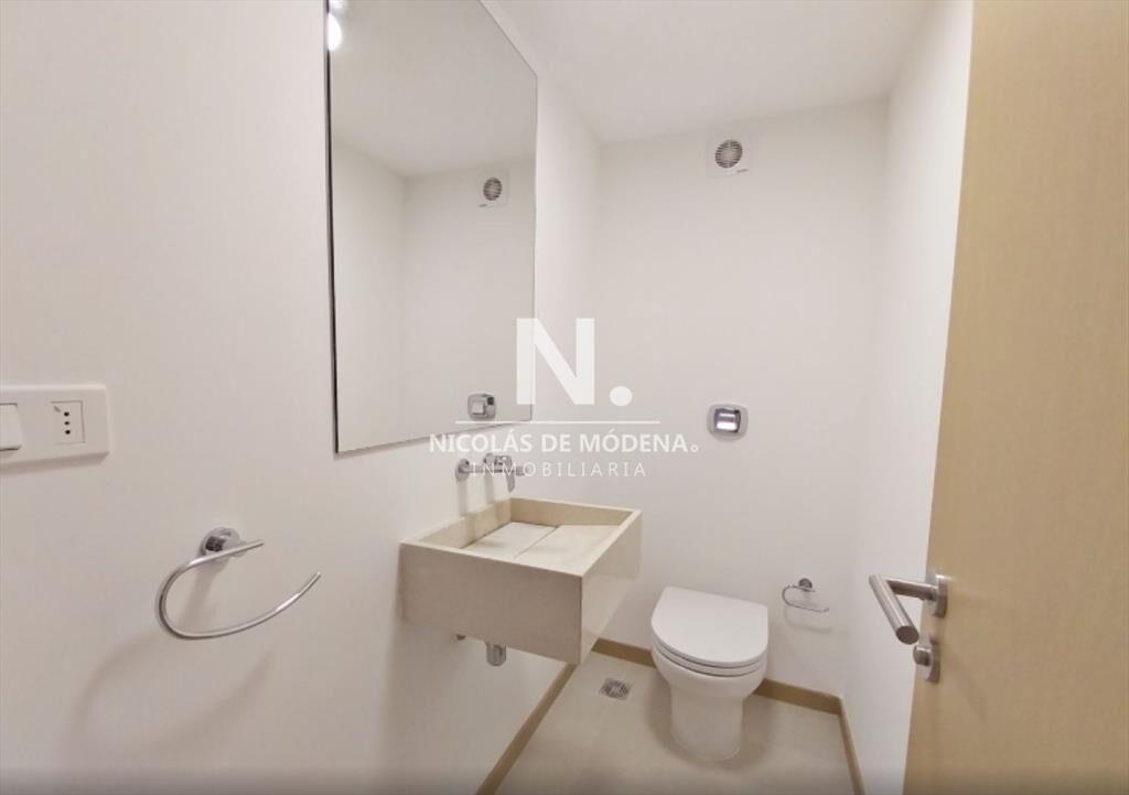 En venta exclusivo apartamento en Playa Brava, al
