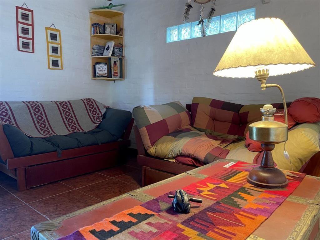 Casa con Amplio Terreno en Venta en Colonia