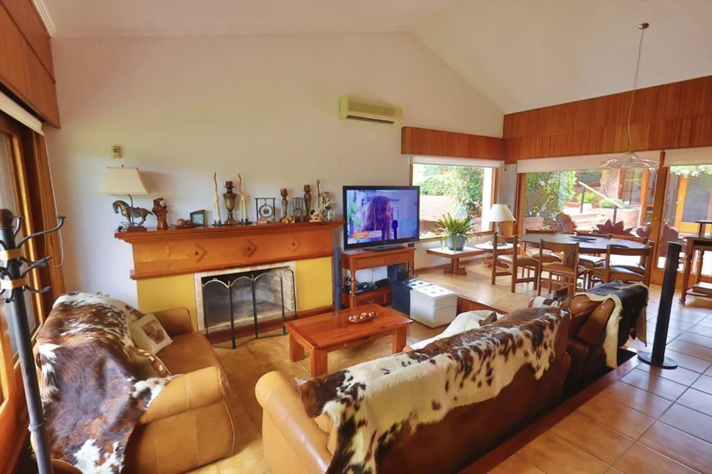 CASA EN VENTA 4 DORMITORIOS EN LA LOMA-MALDONADO