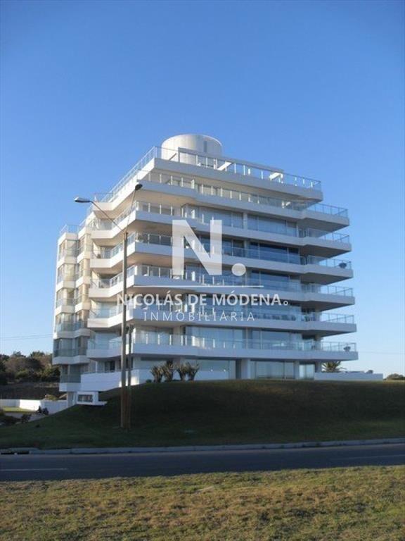 Hermoso departamento en venta, Playa Brava.