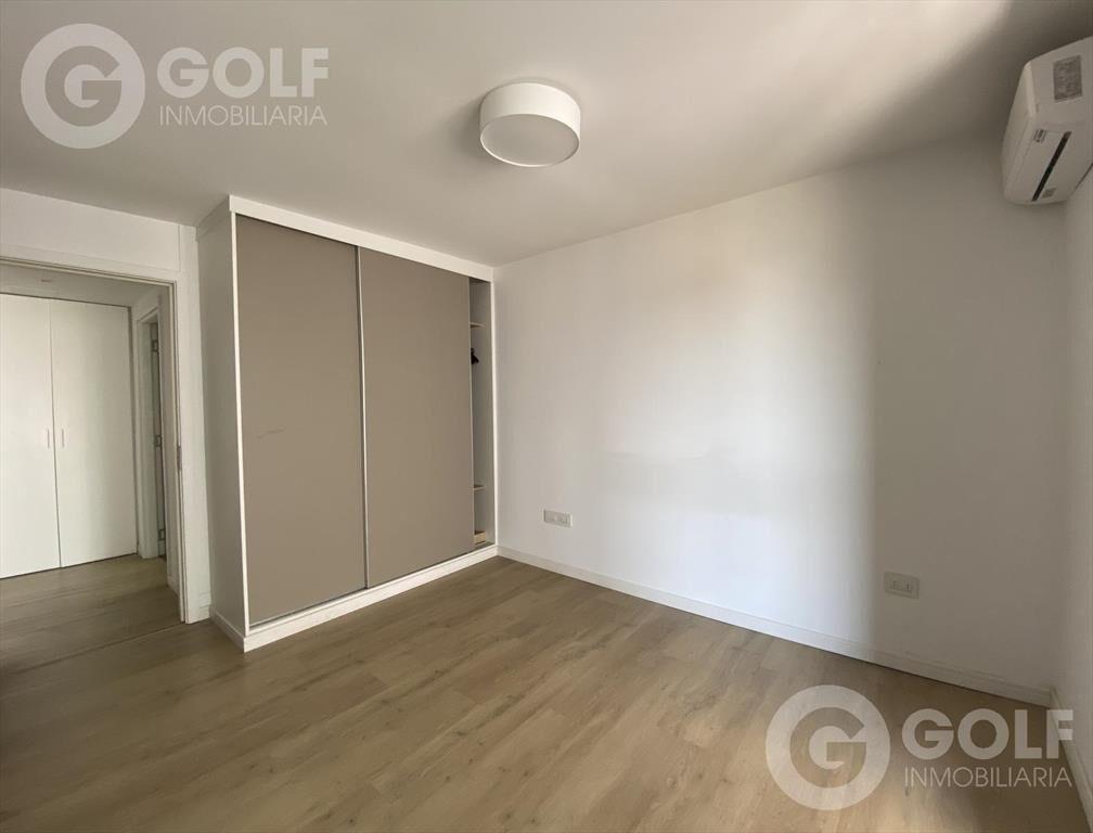 Venta de apartamento de 1 dormitorio con cochera en Punta