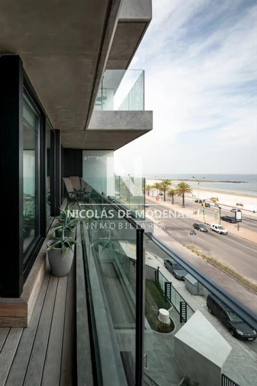 Venta Apartamento de 2 dormitorios frente al mar