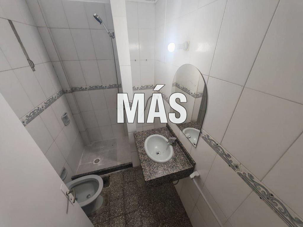 Casa Alquiler La Comercial Montevideo iMas.uy MA...