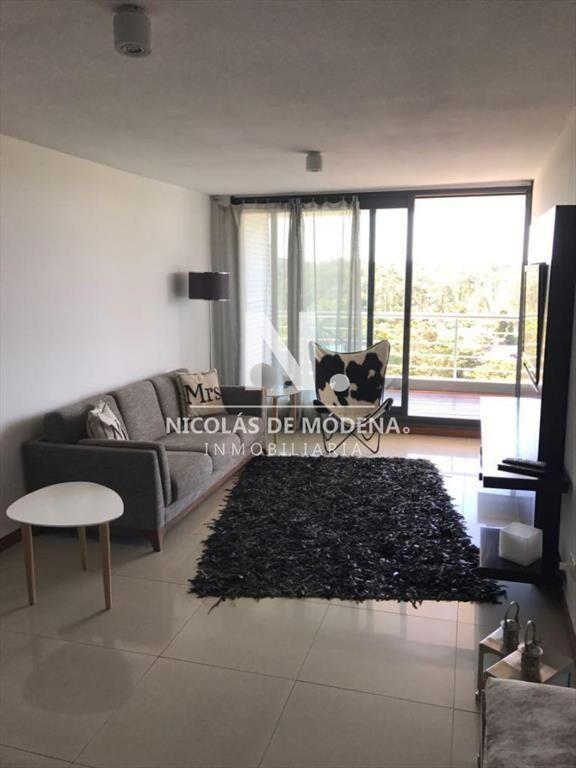 Vende departamento de 1 dormitorio y medio en ,
