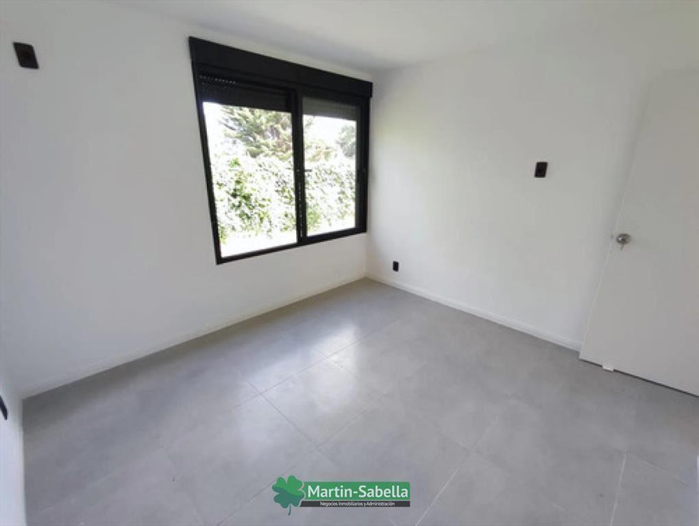 Casa en alquiler - El Pinar, Canelones