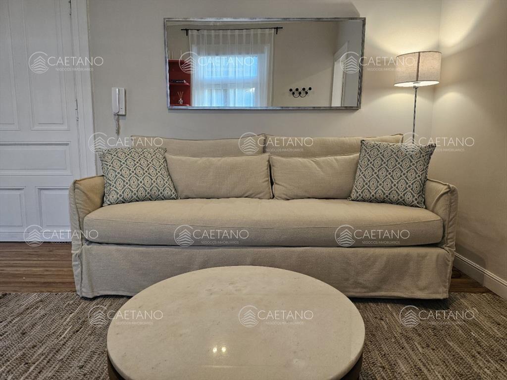 Apartamento en alquiler anual 1 dorm - Edificio