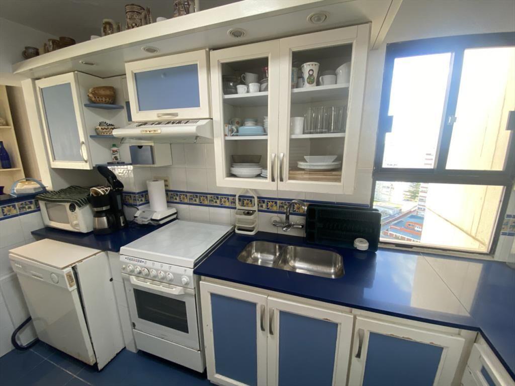VENTA DE APARTAMENTO DE 3 DORMITORIOS EN PARQUEMAR CENTER F