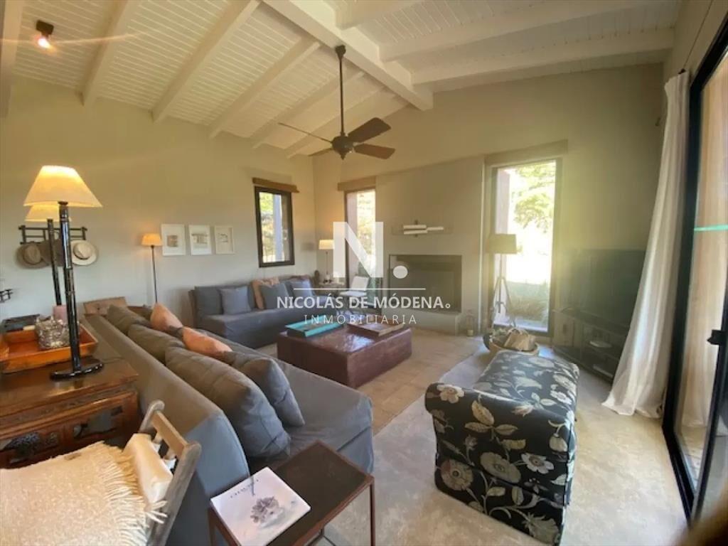 Chacra con 5 dormitorios a la venta en Punta ,