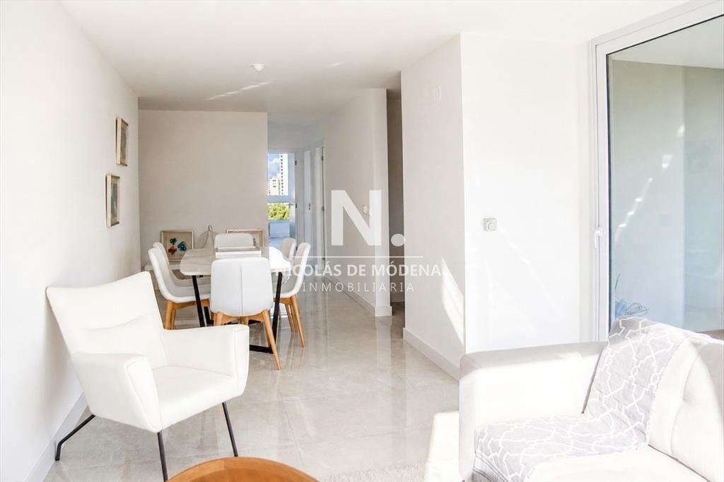 En venta apartamento de 3 dormitorios, en Brava