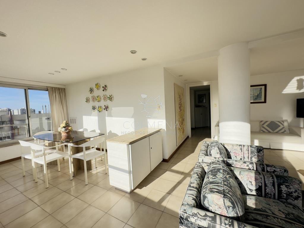 Apartamento en venta, dos dormitorios, 2 baños, peninsula.