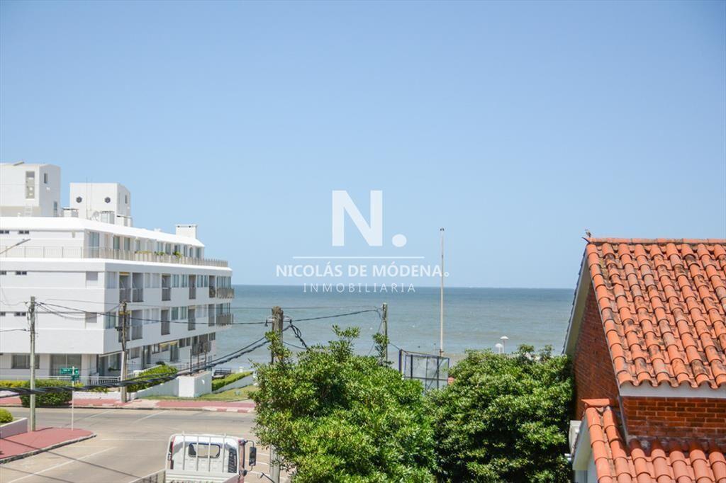 Departamento de 3 dormitorios con terraza con en