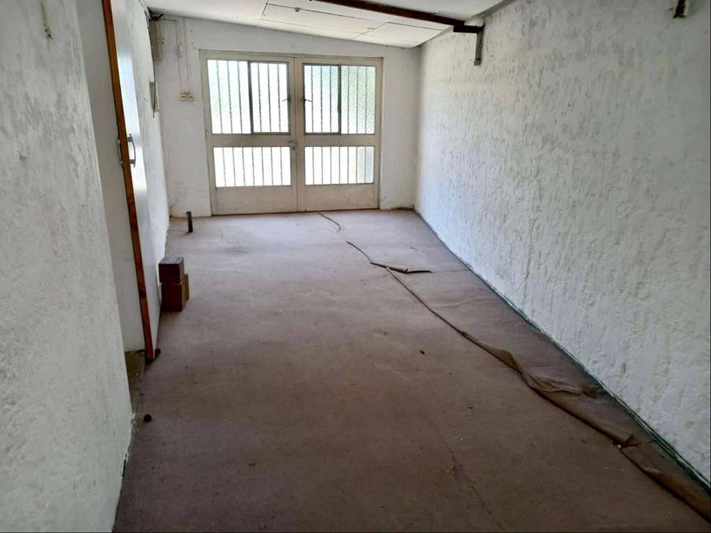 PRÓXIMO AV. GIANNATTASIO. CHALET + GARAJE Y BARBACOA Lagoma