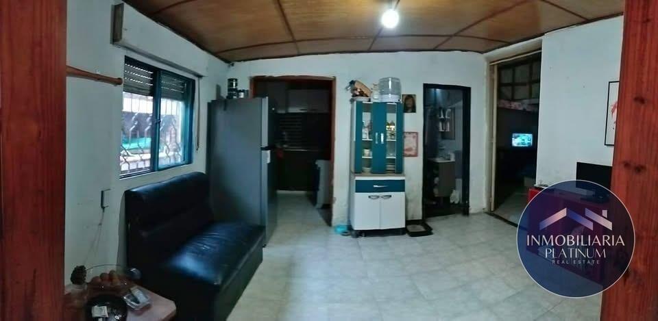 Casa en venta c/ cochera en Unión