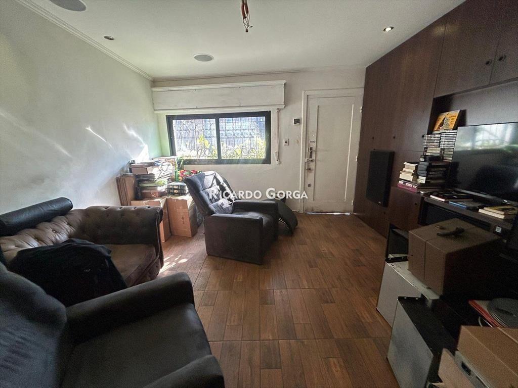 Casa en venta para reciclar sobre Carlos Maria Ramirez -...