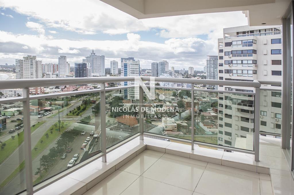 Increíble apartamento excelente vista al mar.