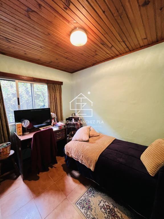 Casa en Venta a media cuadra Boulevard Artigas -