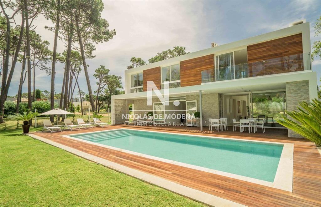 Casa en Barrio Privado, Boulevard Park- Punta del