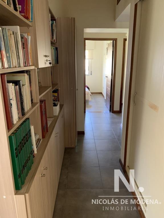 Casa de Cuatro dormitorios completamente reciclada en Venta