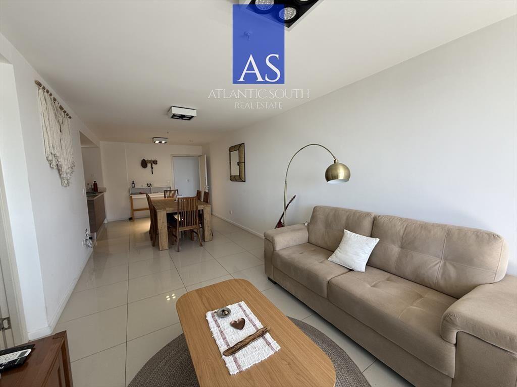 Alquiler anual 2 dormitorios piso alto con todos
