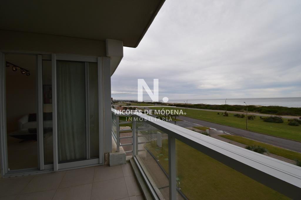 Le Parc Punta del Este en Alquiler tres dormitorios