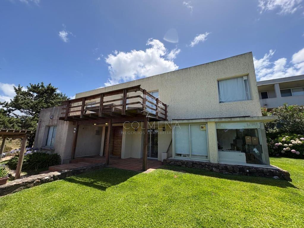 Linda casa en Tio Tom