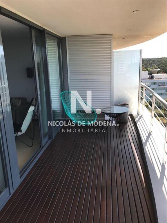 Vende departamento de 1 dormitorio y medio en ,