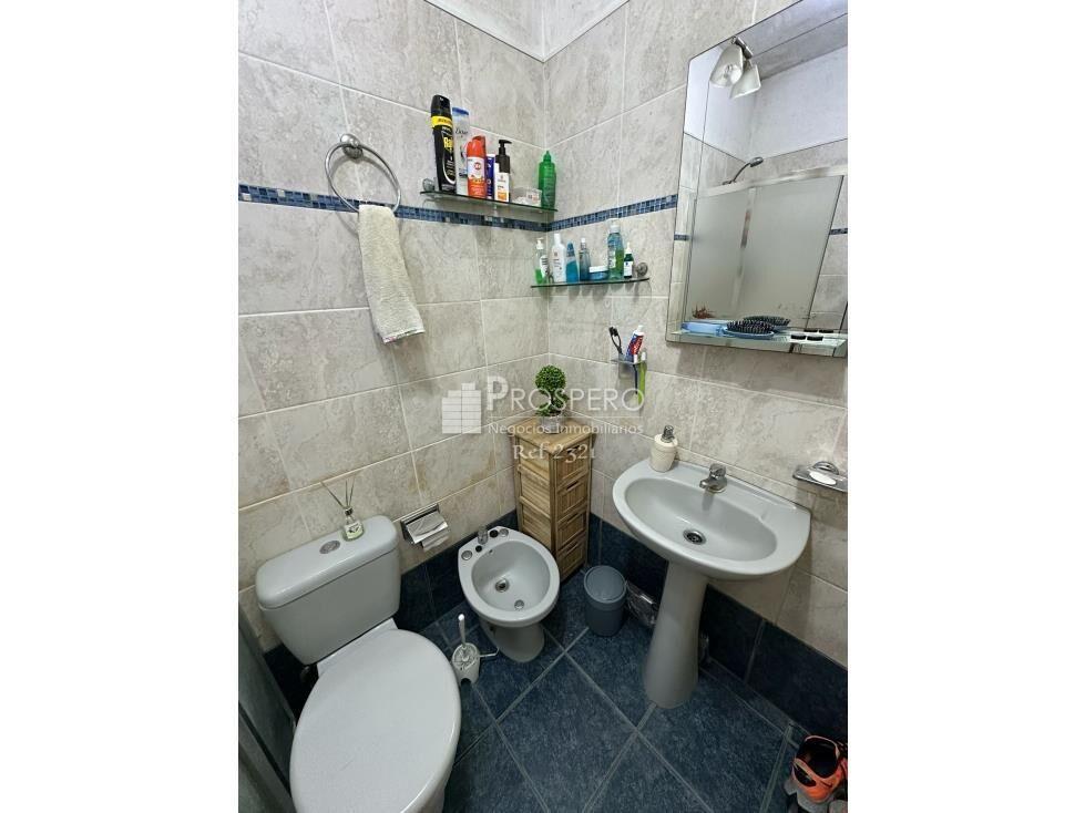 2321 Venta Apto 1dorm Pocitos Nuevo 3er piso por escalera