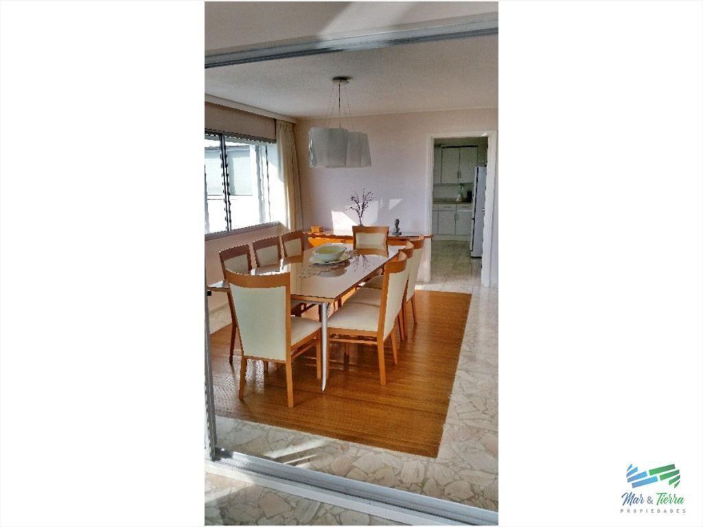 Apartamento en venta y alquiler, primera línea