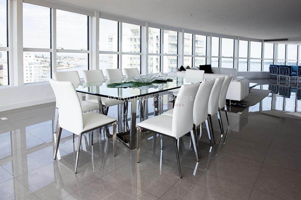 Penthouse en venta de 4 dormitorios en Alexander