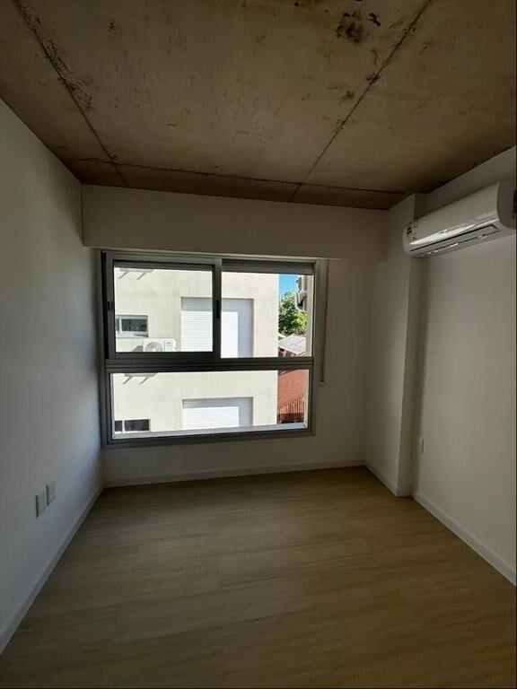 VENTA APARTAMENTO 1 DORM CON GGE -POCITOS NUEVO-