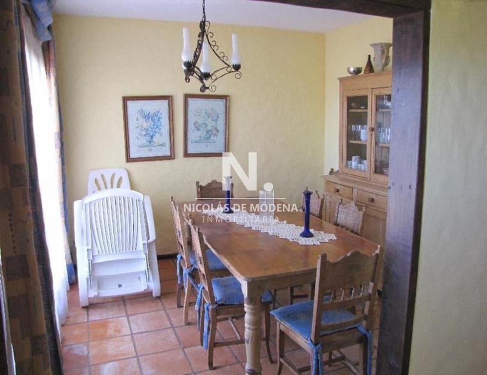 En venta casa de 4 dormitorios, primera lÃnea -