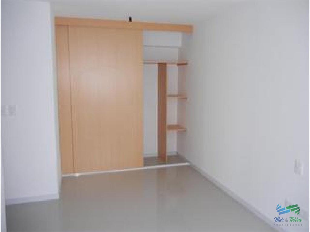 Apartamento en Maldonado, 3 dormitorios *