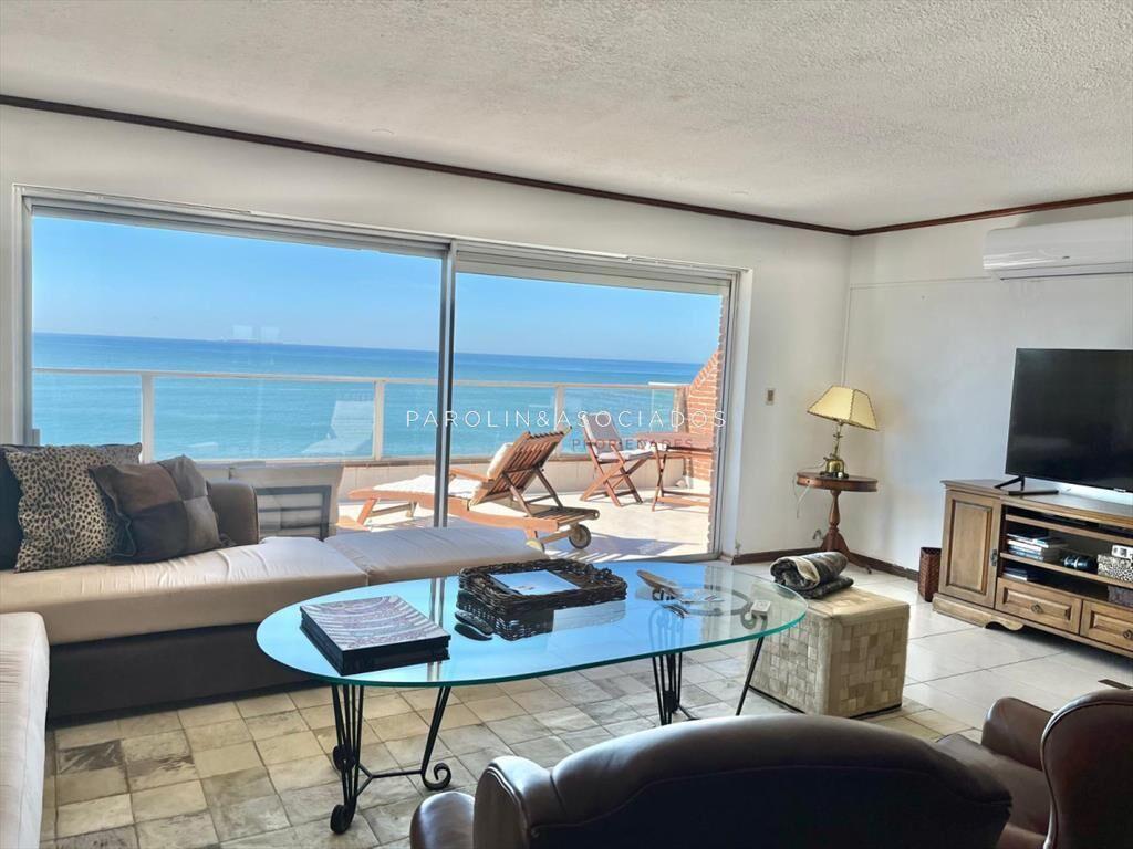 Penthouse en venta en Peninsula de Punta del Este.