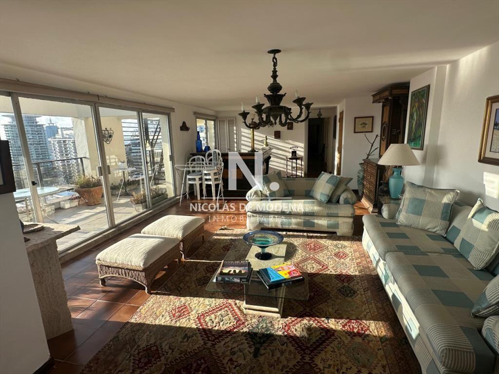Penthouse en venta en playa brava