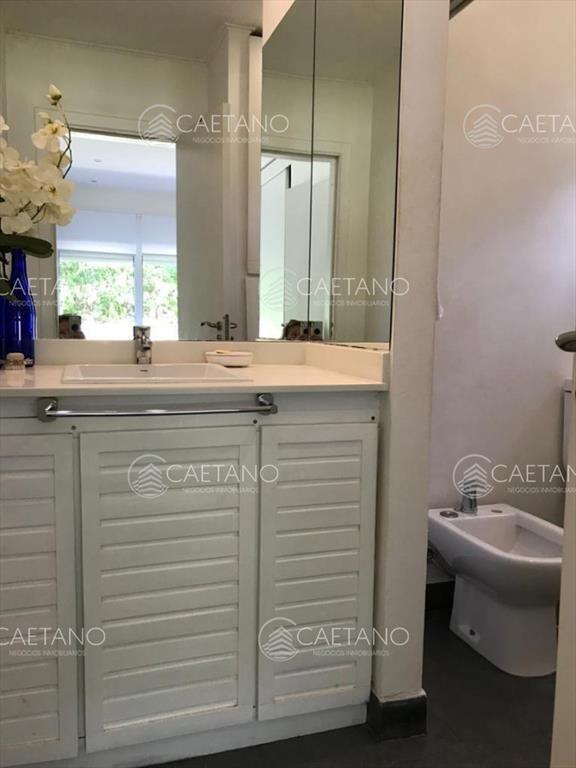 Excelente casa de 4 dormitorios en Montoya