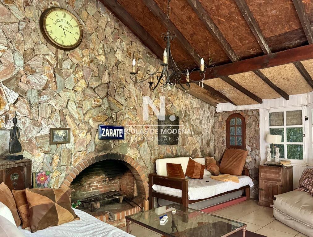 En venta casa en Pinares de 3 dormitorios y amplios espacio