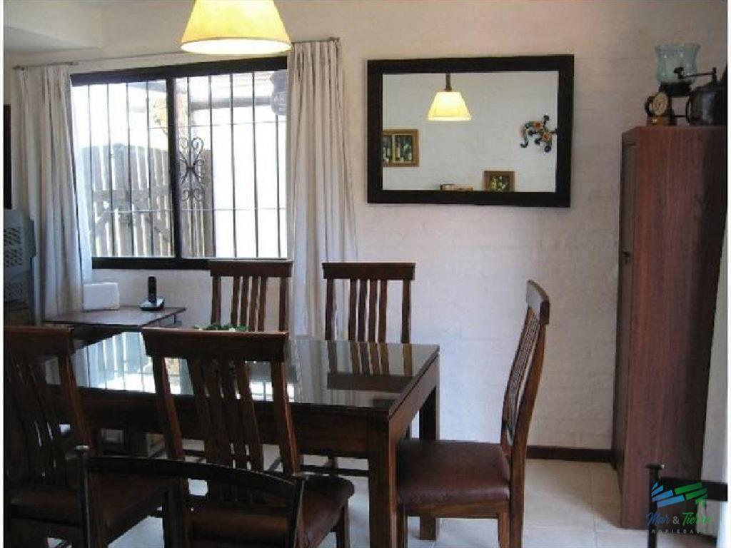 Casa en Montoya, 3 dormitorios *