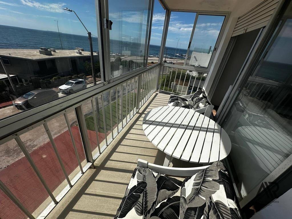Apartamento en alquiler temporario c/ cochera en Península