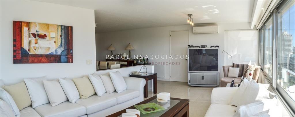 Apartamento env enta de 3 dormitorios en Tiburón