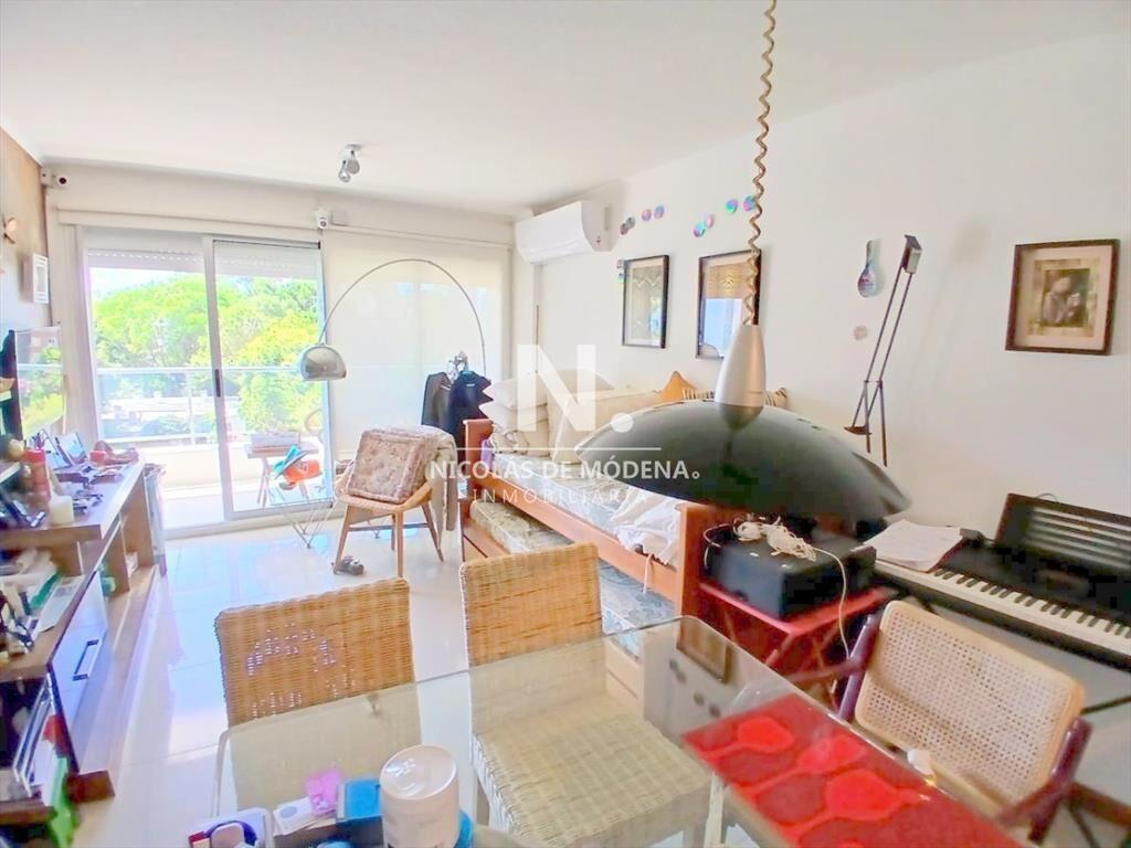 En venta apartamento de 1 dormitorio con terraza