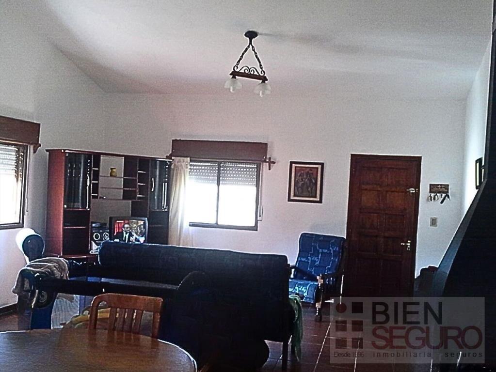 Chacra de 0.2 hás con 115m2 edificados, en venta en Las Bru