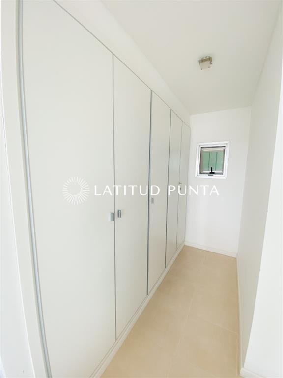 Apartamento en Mansa, 3 dormitorios