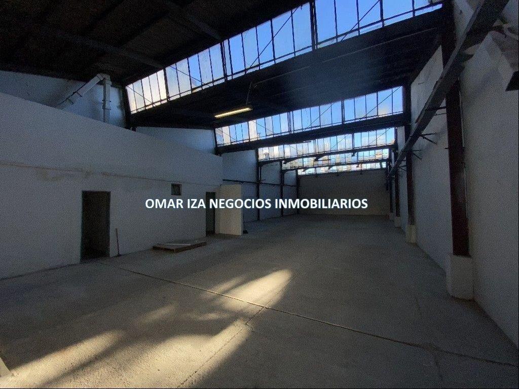 VENTA LOCAL COMERCIAL EN LA BLANQUEADA, 471M2, GALPON, DEPO