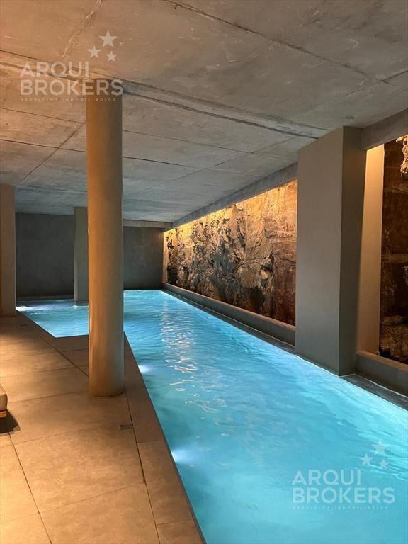 Apartamento penthouse dúplex de 3 dormitorios en venta en C
