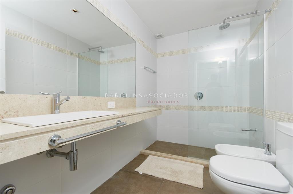 Apartamento en venta de 2 dormitorios en Punta