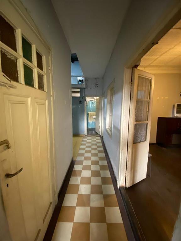 Venta apartamento de 4 dormitorios y 2 locales comerciales