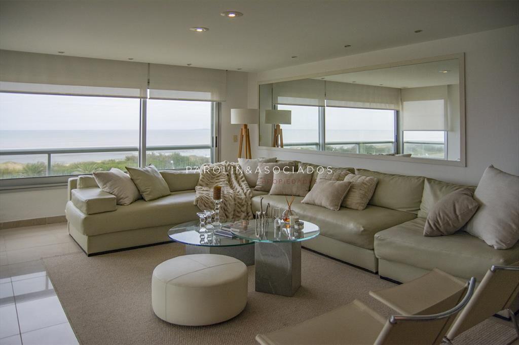 Espectacular apartamento en venta frente al mar